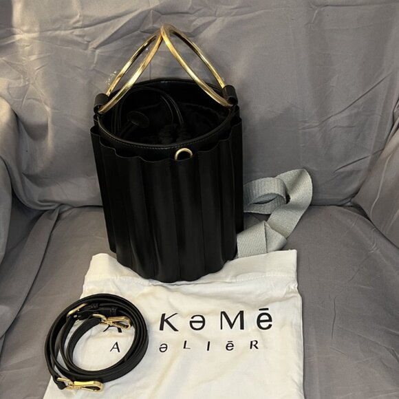Unique Metal Handle Bucket, Black, Vegan Leather, Alkeme Atelier, "Water" NWOT - Picture 5 of 12